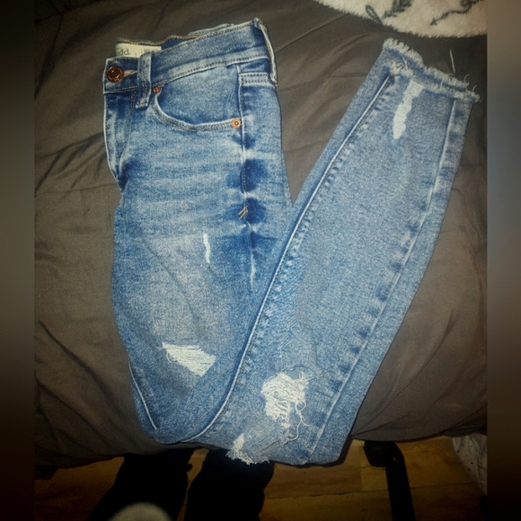 Mudd - Mid-rise Vintage Skinny Jeans - Picture 1 of 4